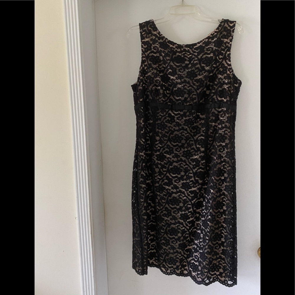 Lace dress